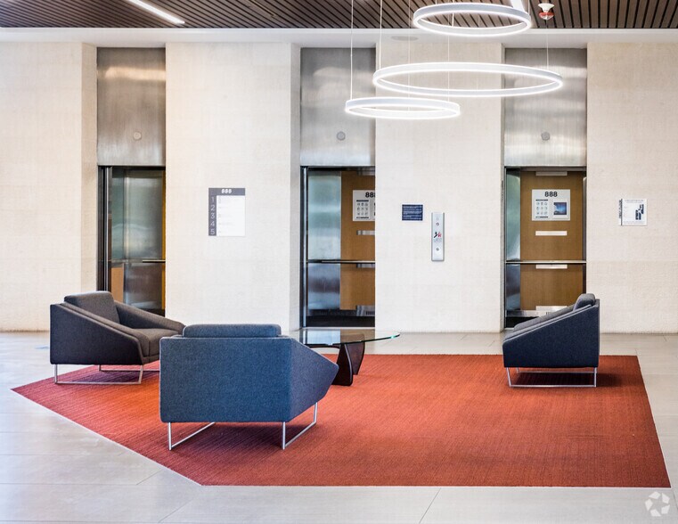 888 Disneyland Dr, Anaheim, CA à louer - Hall d’entrée - Image 3 de 9