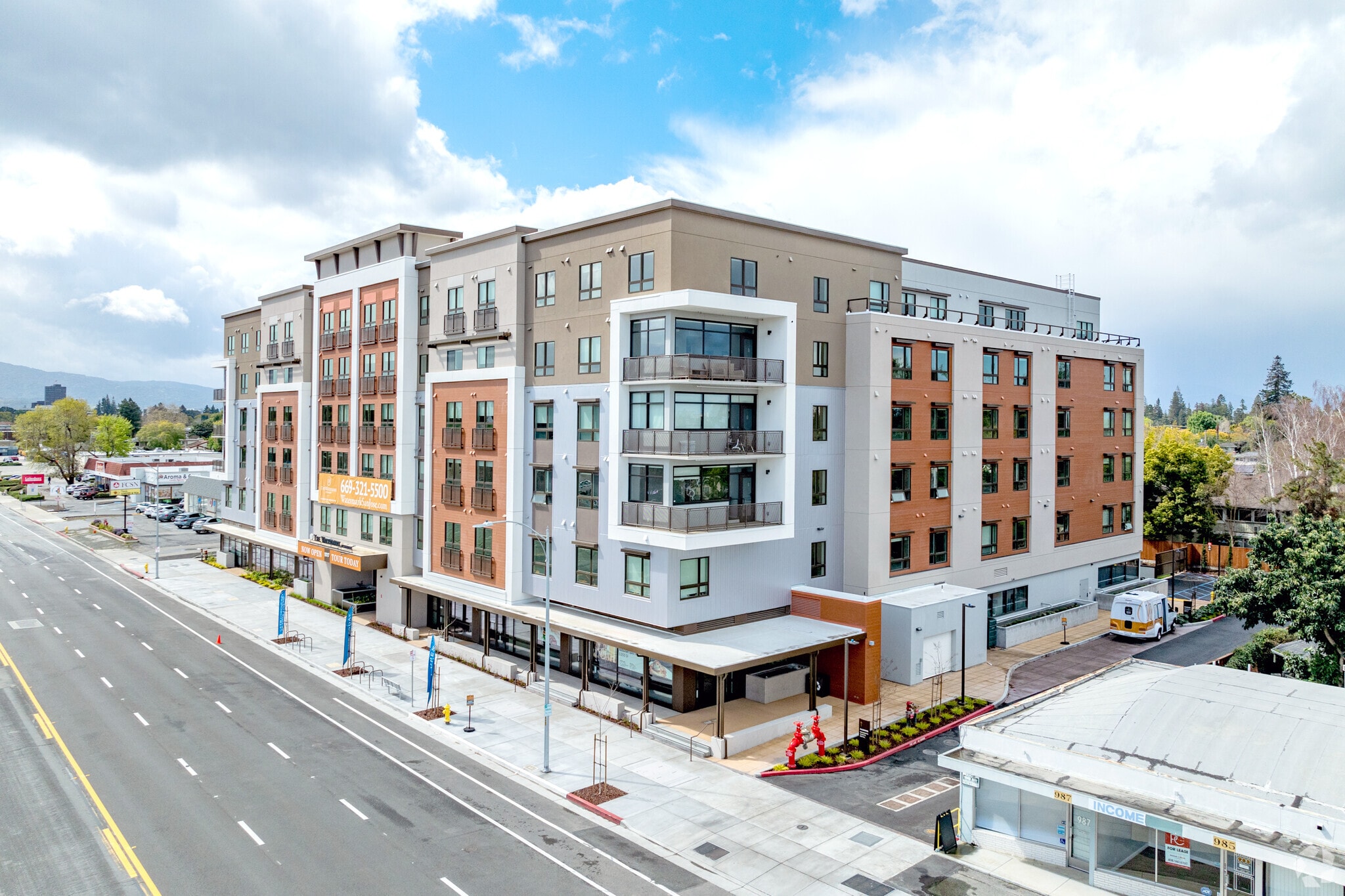 1017 S Bascom Ave, San Jose, CA for lease Primary Photo- Image 1 of 7