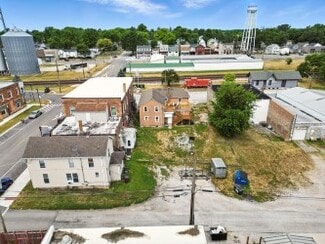 Plus de détails pour 605 Reed St, Beecher, IL - Bureau à vendre