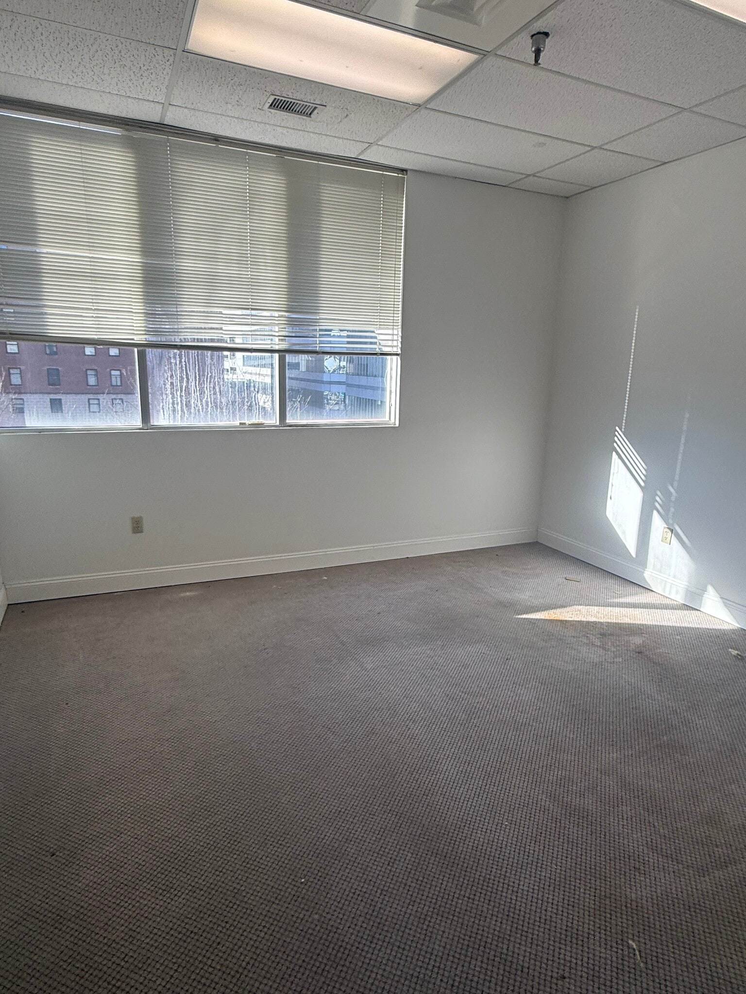 208-210 Grant St, Pittsburgh, PA à louer Photo intérieure- Image 1 de 4