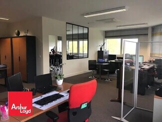 Plus de détails pour Bureau à louer