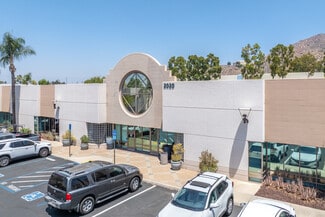 Plus de détails pour 2020 Iowa Ave, Riverside, CA - Industriel à louer