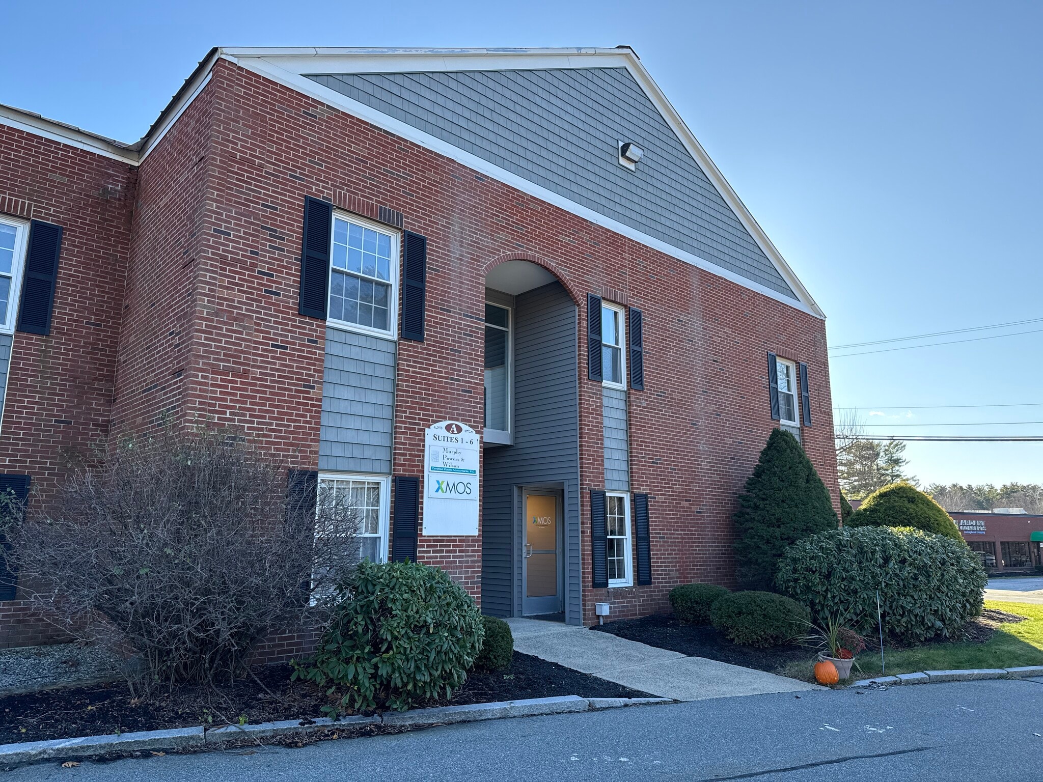 1 Merrill Industrial Dr, Hampton, NH for sale Primary Photo- Image 1 of 3