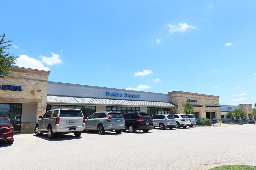 9001 Brodie Ln, Austin, TX à louer - Photo du bâtiment - Image 2 de 13