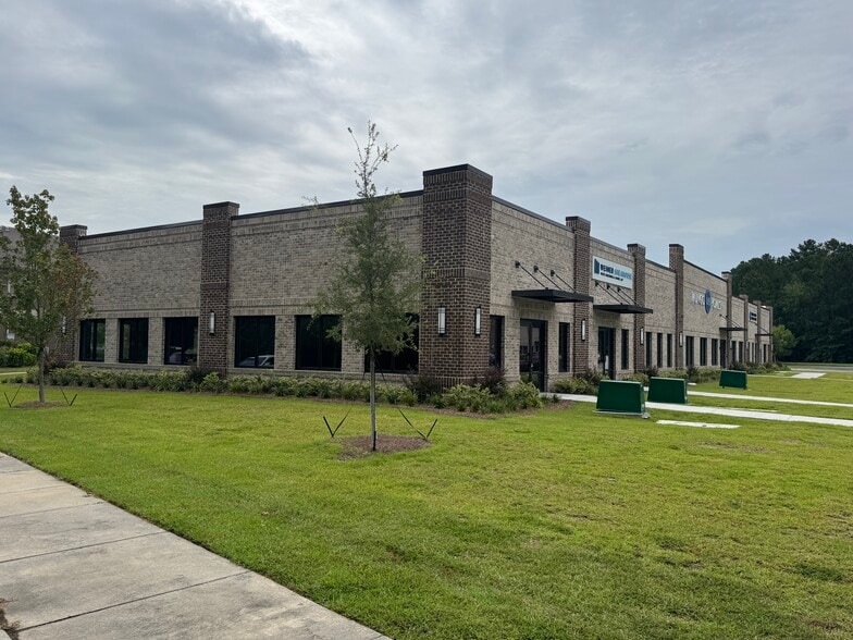 125 Southern Junction Blvd, Pooler, GA for lease - Building Photo - Image 2 of 3