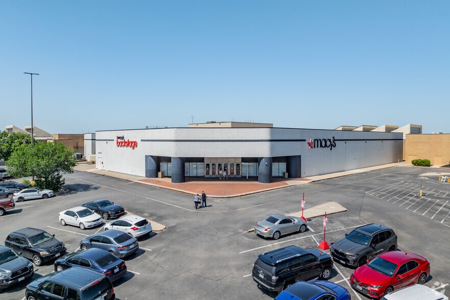 6301 NW Loop 410, San Antonio, TX for sale - Building Photo - Image 1 of 8