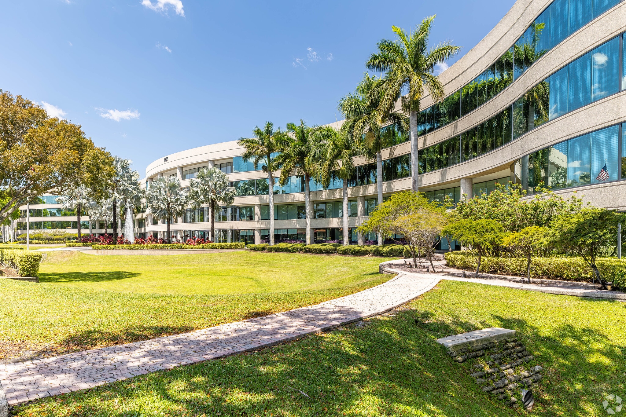 2255 glades Rd, Boca Raton, FL à louer Photo du bâtiment- Image 1 de 14
