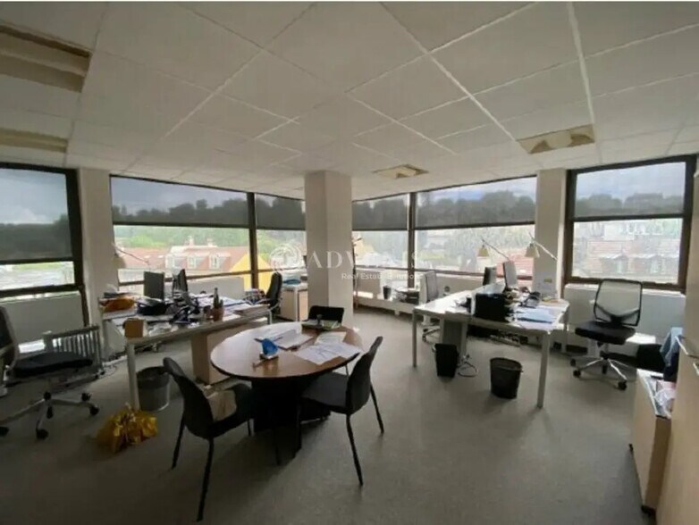 Bureau dans Saint-Cloud à louer - Photo intérieure - Image 3 de 9
