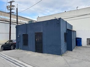 11919-11923 Ventura Blvd, Studio City, CA à louer Photo du bâtiment- Image 2 de 21