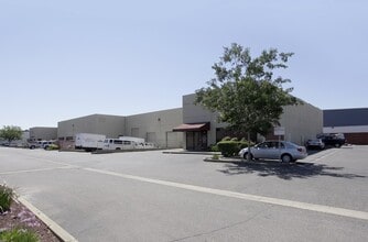 2501-2511 Del Monte St, West Sacramento, CA for lease Building Photo- Image 2 of 2