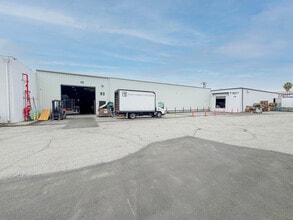 9860-9874 Gidley St, El Monte, CA for lease Interior Photo- Image 2 of 5
