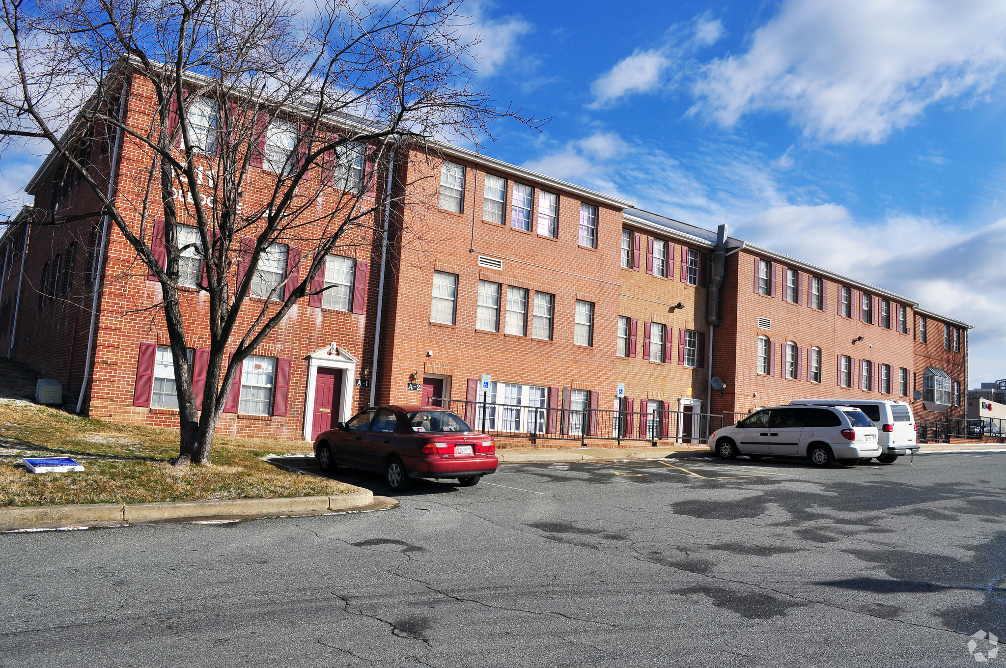 3311 Toledo Ter, Hyattsville, MD à vendre Photo principale- Image 1 de 1