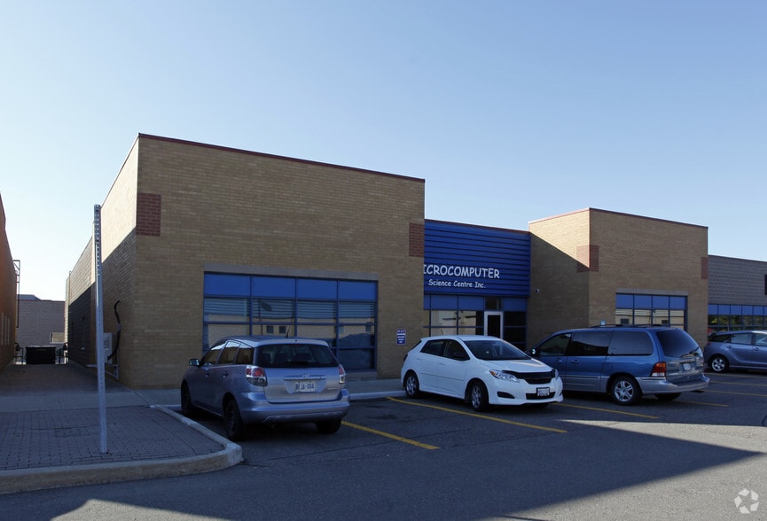 5155 Spectrum Way, Mississauga, ON for sale - Primary Photo - Image 1 of 1