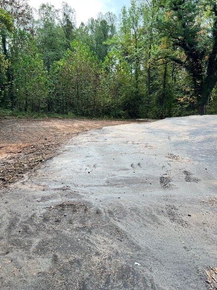 2891 Seminole Trl, Charlottesville, VA for sale - Building Photo - Image 2 of 3