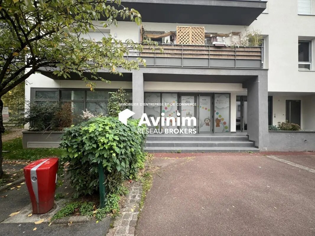 Commerce de détail dans Orsay à vendre Photo principale- Image 1 de 22