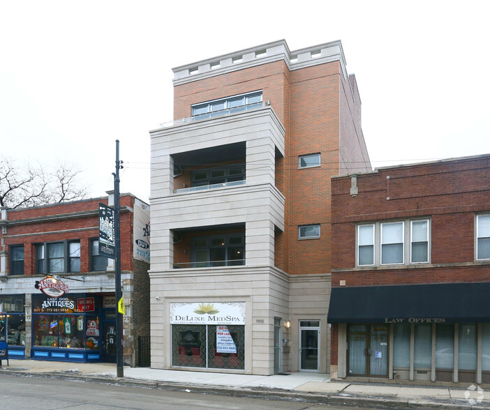 1905 W Belmont Ave, Chicago, IL à vendre - Photo principale - Image 1 de 1