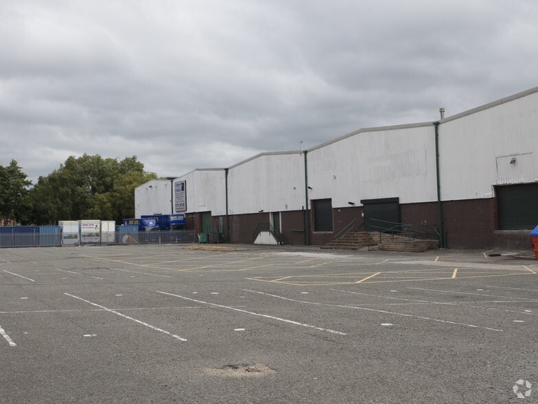 Miller St, Preston for lease - Building Photo - Image 2 of 3