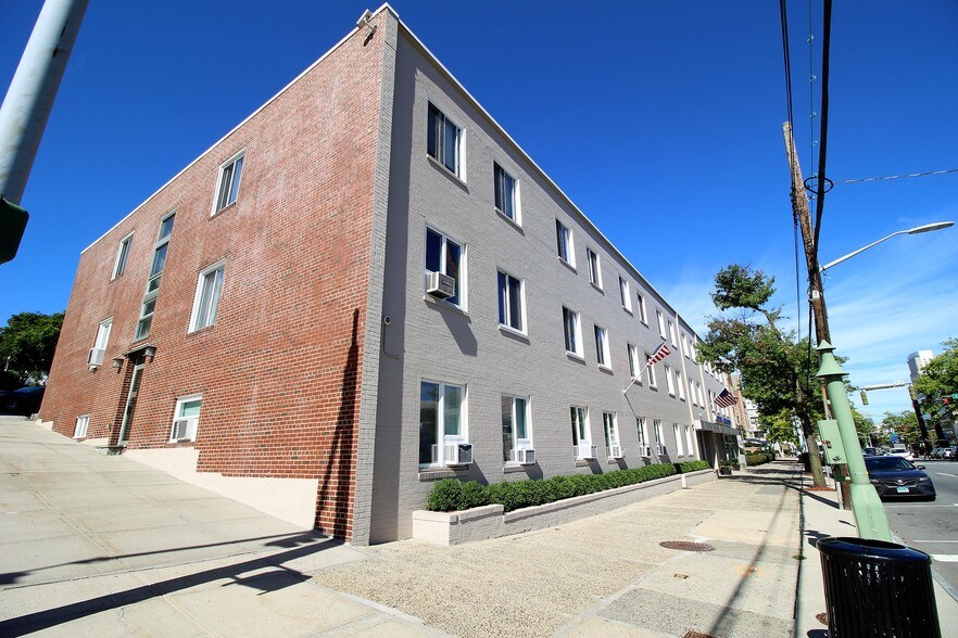 280 Mamaroneck Ave, White Plains, NY à louer - Photo du bâtiment - Image 3 de 26