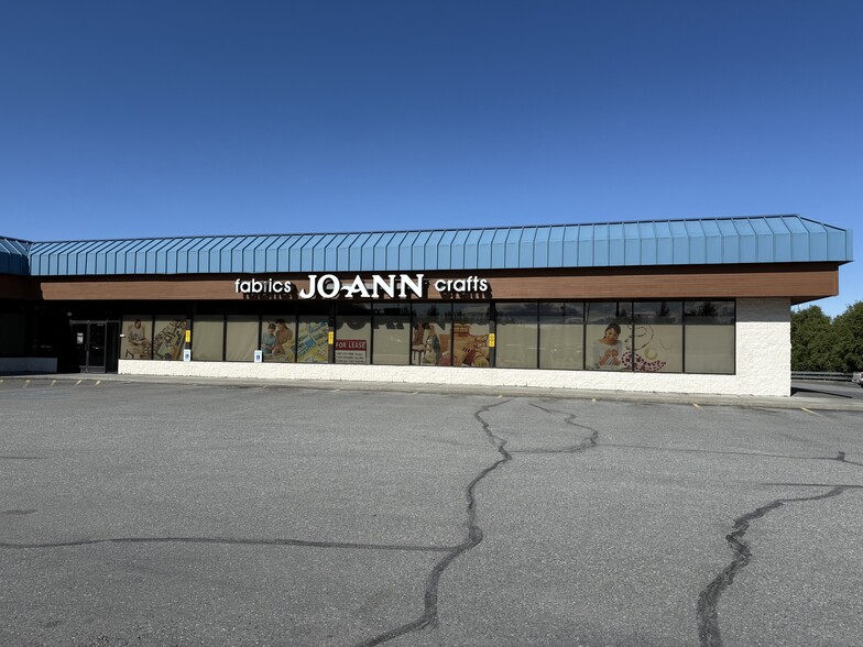 1830 E Parks Hwy, Wasilla, AK for lease - Building Photo - Image 3 of 6