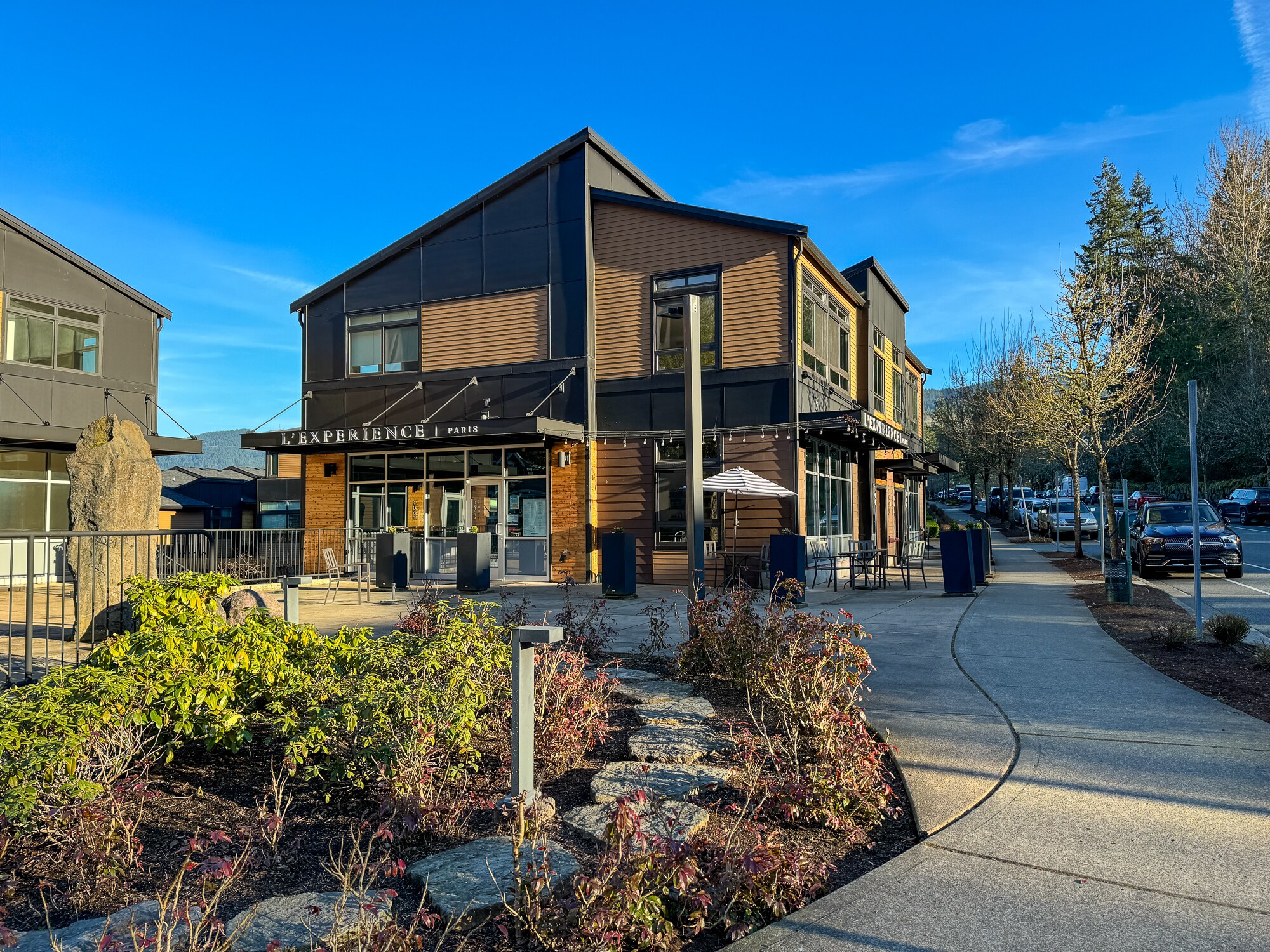 188 Shy Bear Way NW, Issaquah, WA for lease Building Photo- Image 1 of 5