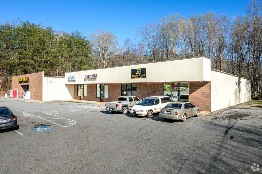 2818 W US 421 Hwy, Wilkesboro, NC à louer - Photo du b timent - Image 3 de 20