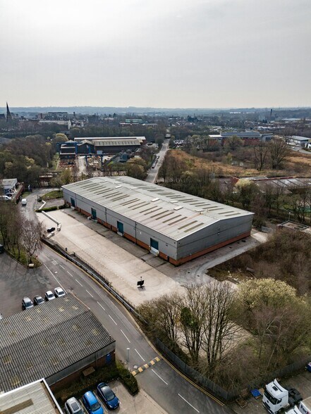 Chamberhall St, Bury à louer - Photo du bâtiment - Image 2 de 6