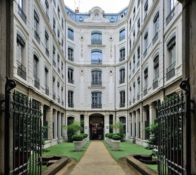 21 Rue D'Algerie, Lyon à louer - Photo du bâtiment - Image 1 de 6