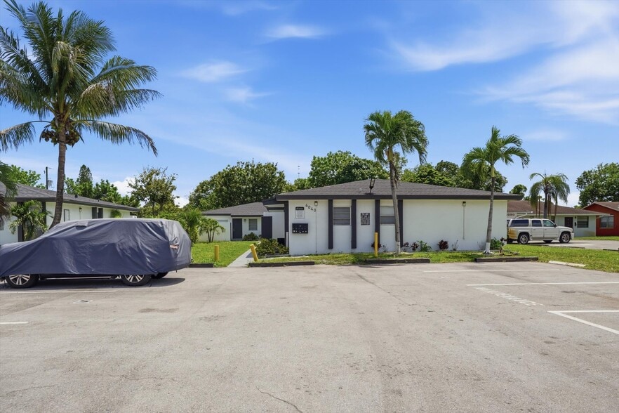 6032 SW 25th St, Miramar, FL for sale - Building Photo - Image 3 of 22
