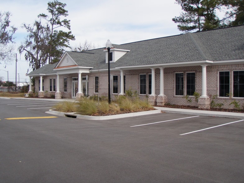 130 Tibet Ave, Savannah, GA for lease - Building Photo - Image 2 of 10