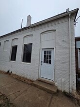 11-23 Bannard St, Freehold, NJ à louer Photo intérieure- Image 1 de 9