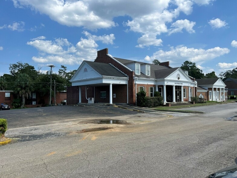 243 Office Plaza Dr, Tallahassee, FL for sale - Building Photo - Image 3 of 8