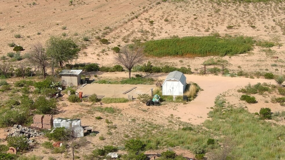 21008 Fm 1379, Midland, TX à vendre - Photo du bâtiment - Image 2 de 35