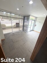 6500 University Ave, Windsor Heights, IA for lease Interior Photo- Image 2 of 7