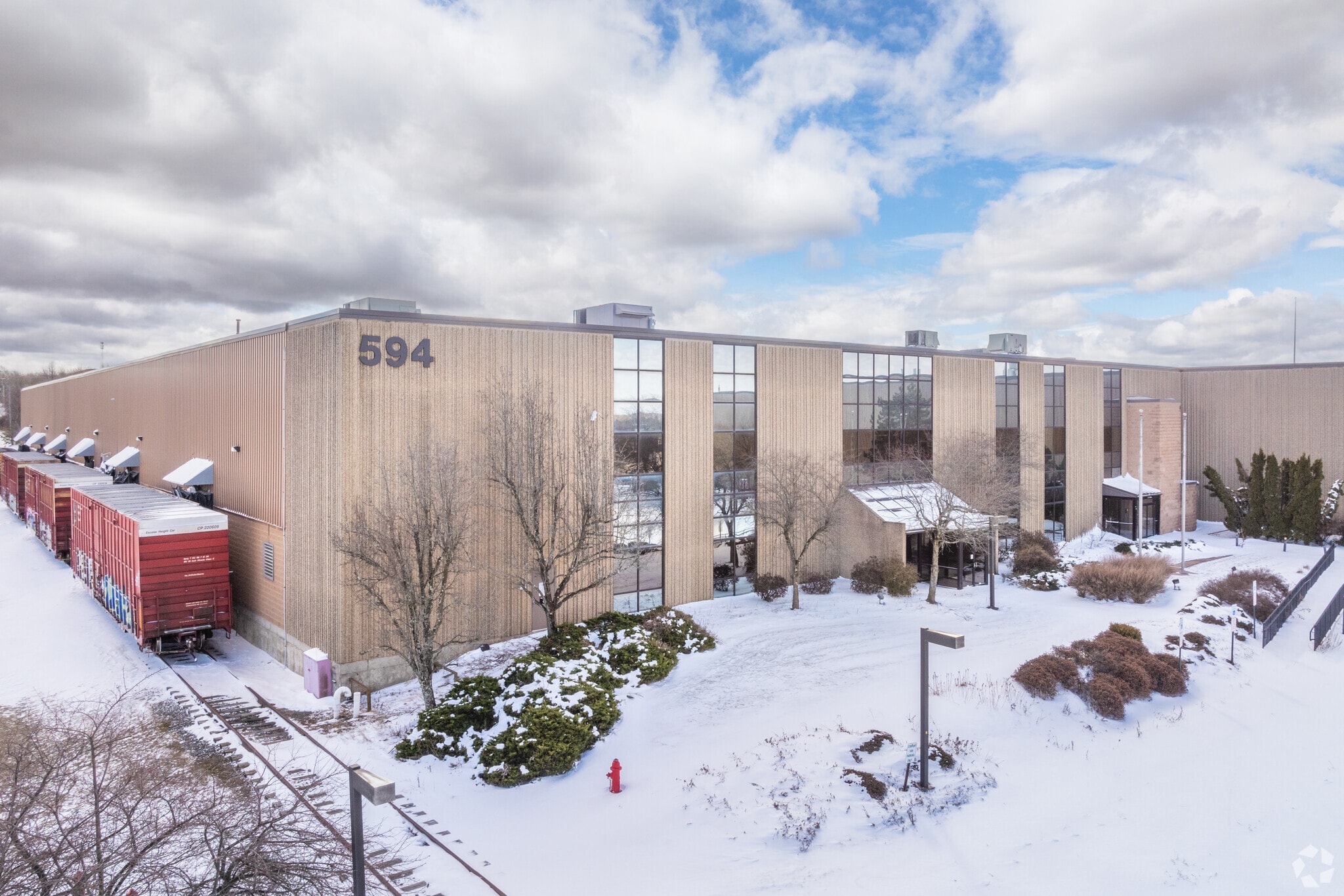 594 Can Do Expy, Hazleton, PA for sale Primary Photo- Image 1 of 6