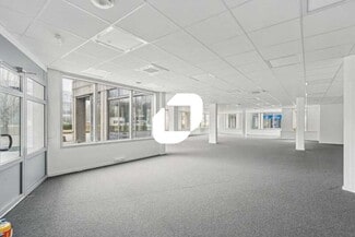 More details for 23 Allée Des Impressionnistes, Villepinte - Office for Lease