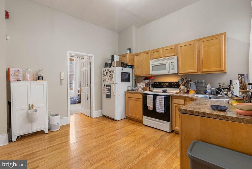 348 S 16th St, Philadelphia, PA for sale - Building Photo - Image 3 of 27