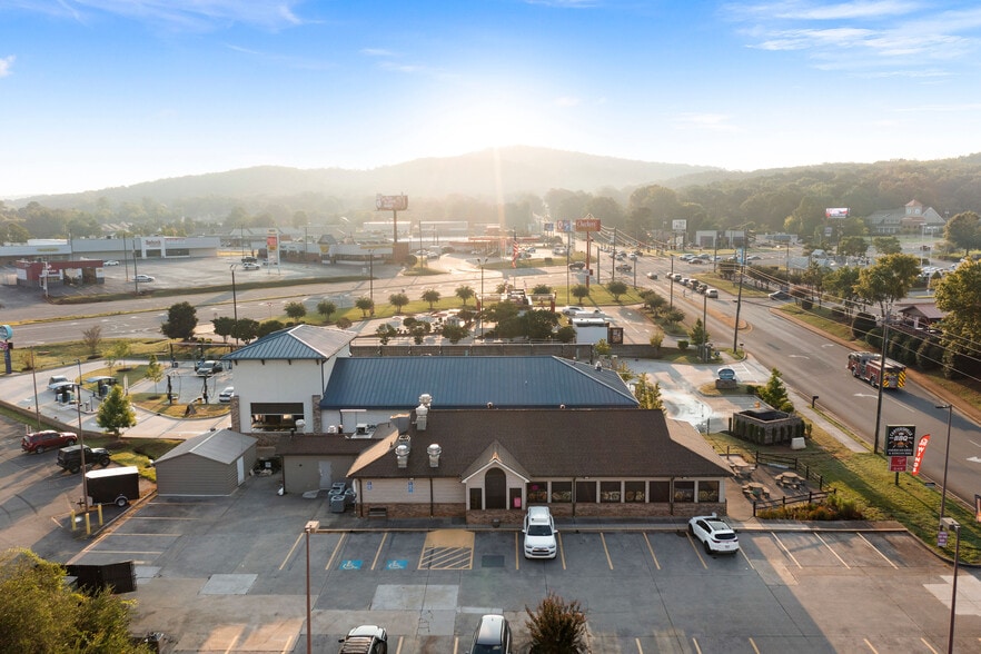 140 E Felton Rd, Cartersville, GA for sale - Building Photo - Image 2 of 45