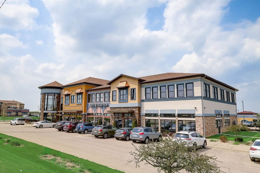 807 Liberty Dr, Verona, WI for lease - Building Photo - Image 1 of 6