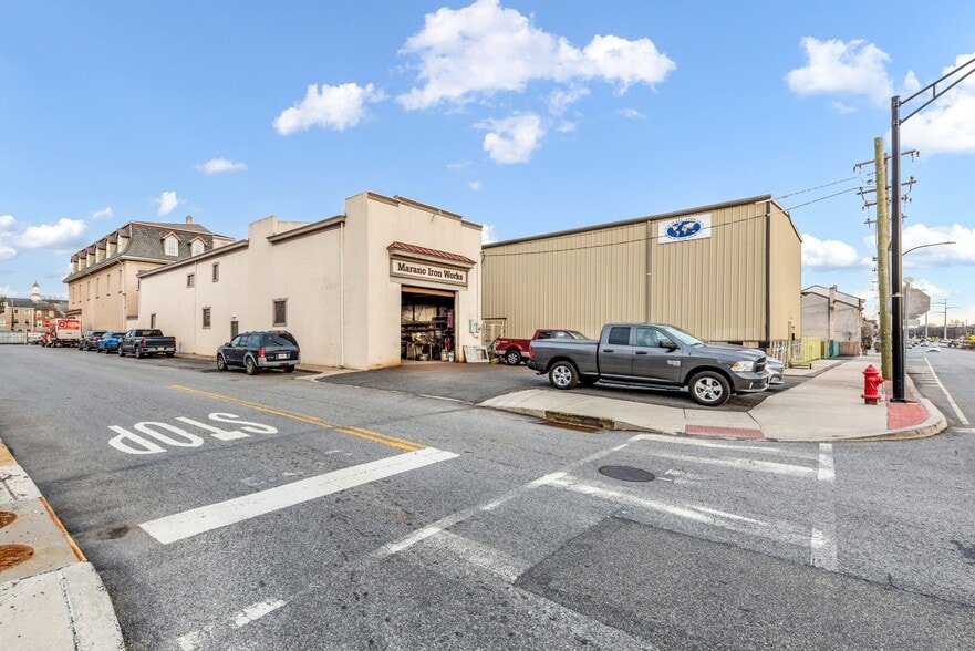 205 E Lafayette St, Norristown, PA for sale - Building Photo - Image 3 of 18