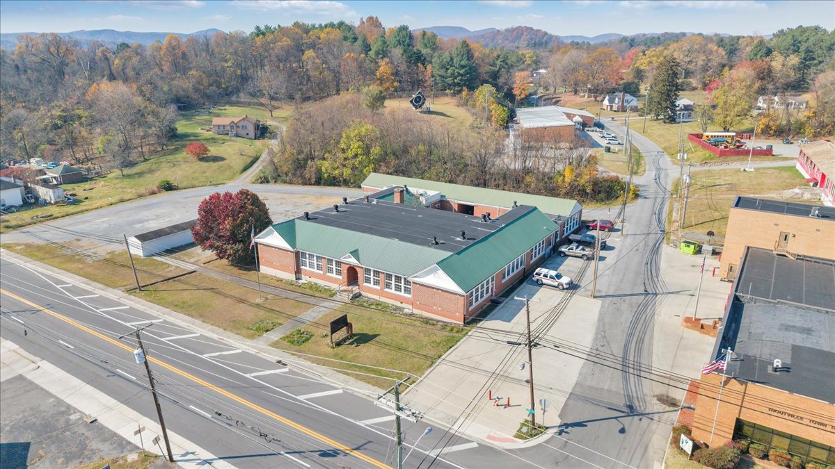 5383 Lee Hwy, Troutville, VA à vendre Photo principale- Image 1 de 52