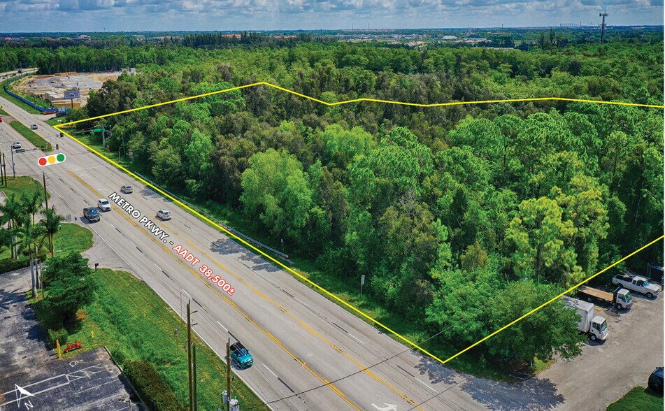10801 Metro Pky, Fort Myers, FL à vendre - Aérien - Image 3 de 10