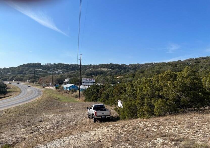 L10 FM 2673, Canyon Lake, TX à vendre - Photo principale - Image 1 de 1