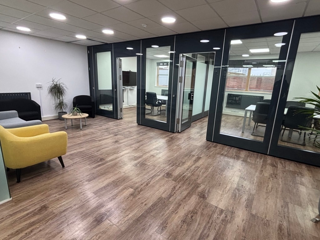 18 King St, Maidenhead à louer Photo intérieure- Image 1 de 10