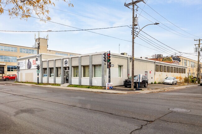 More details for 9895 Rue Saint-Urbain, Montréal, QC - Industrial for Sale