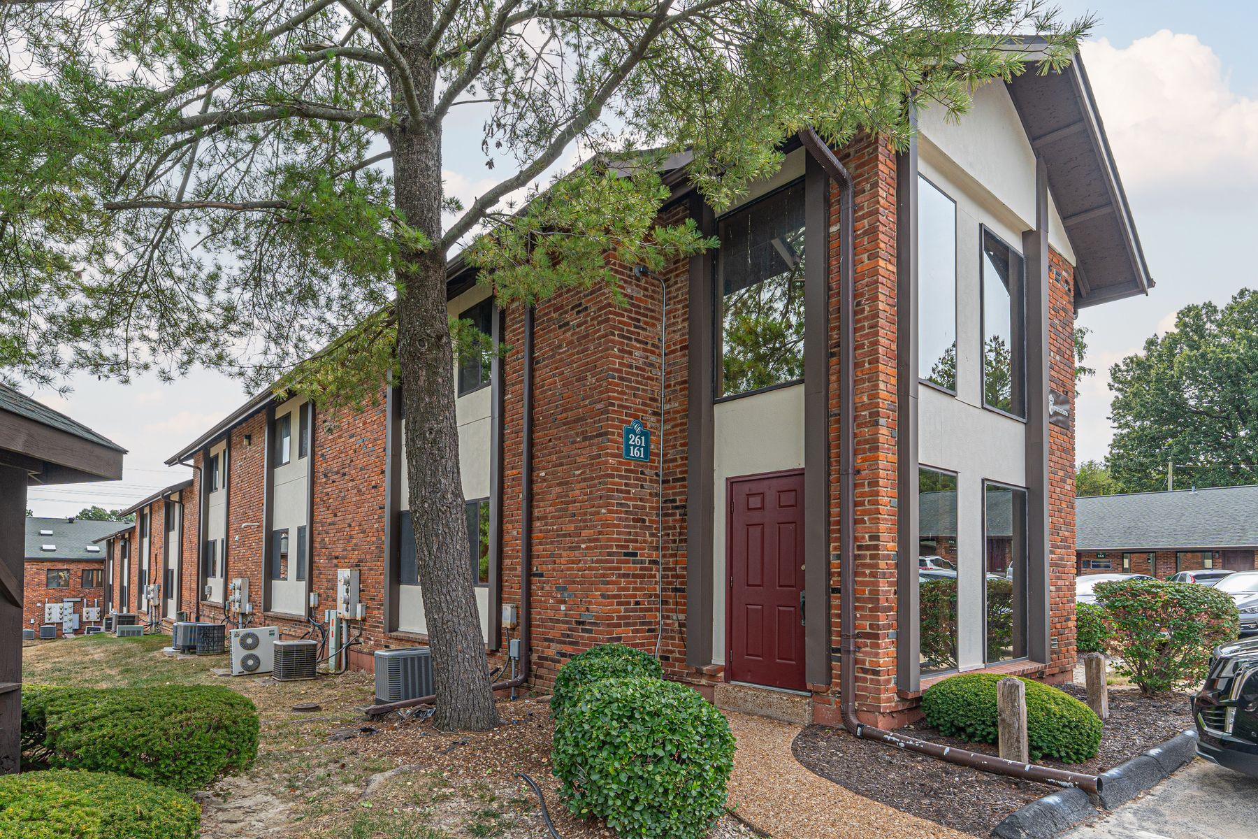 261 Clarkson Executive Park, Ellisville, MO à vendre Photo du bâtiment- Image 1 de 14