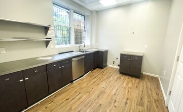 124-130 Lyons Ave, Newark, NJ for lease Interior Photo- Image 2 of 2