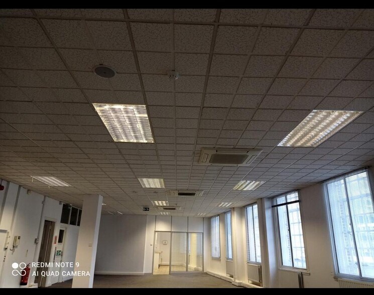 41-45 George St, Croydon à louer - Photo intérieure - Image 3 de 58