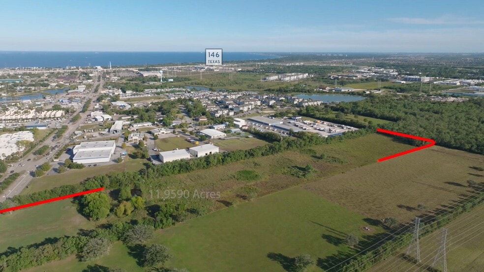 1425 Marina Bay Dr, League City, TX à vendre - Vidéo sur l’inscription commerciale - Image 2 de 7