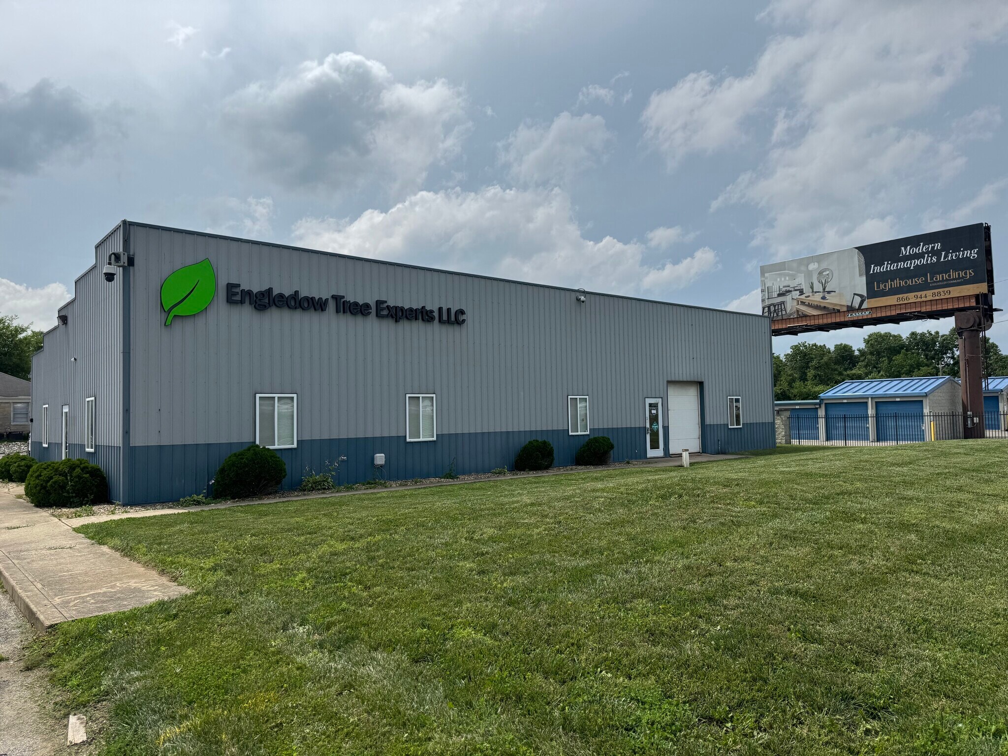 6130 S Belmont Ave, Indianapolis, IN à vendre Photo du bâtiment- Image 1 de 1