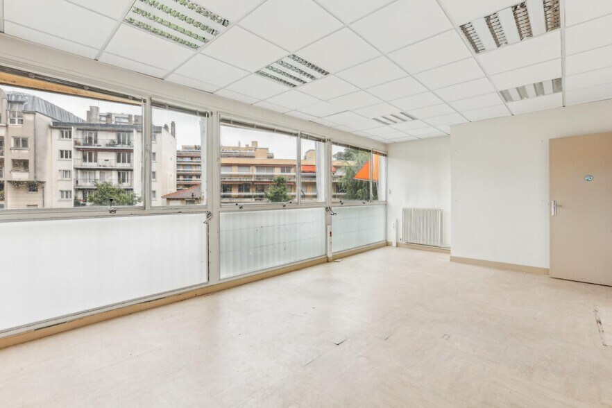 6 Rue Léon Renault, Les Lilas à vendre - Photo du bâtiment - Image 1 de 11